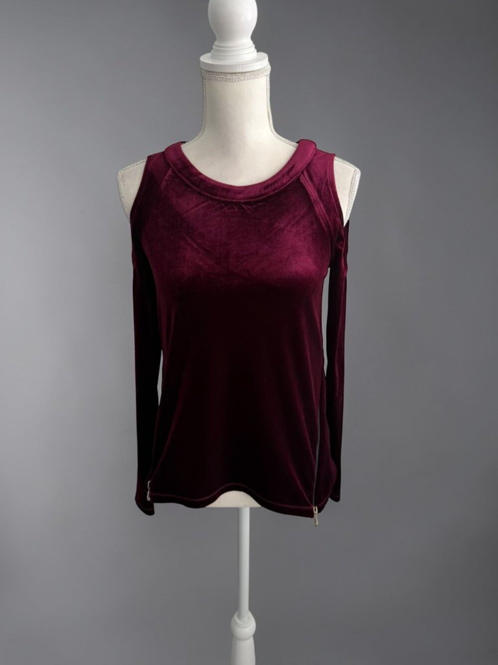 PATRIZIA LUCA Burgundy Velvet Cold Shoulder Top Size XS